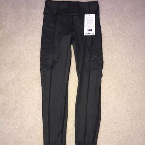 First sell! NEW lululemon leggings! SIZE 4!